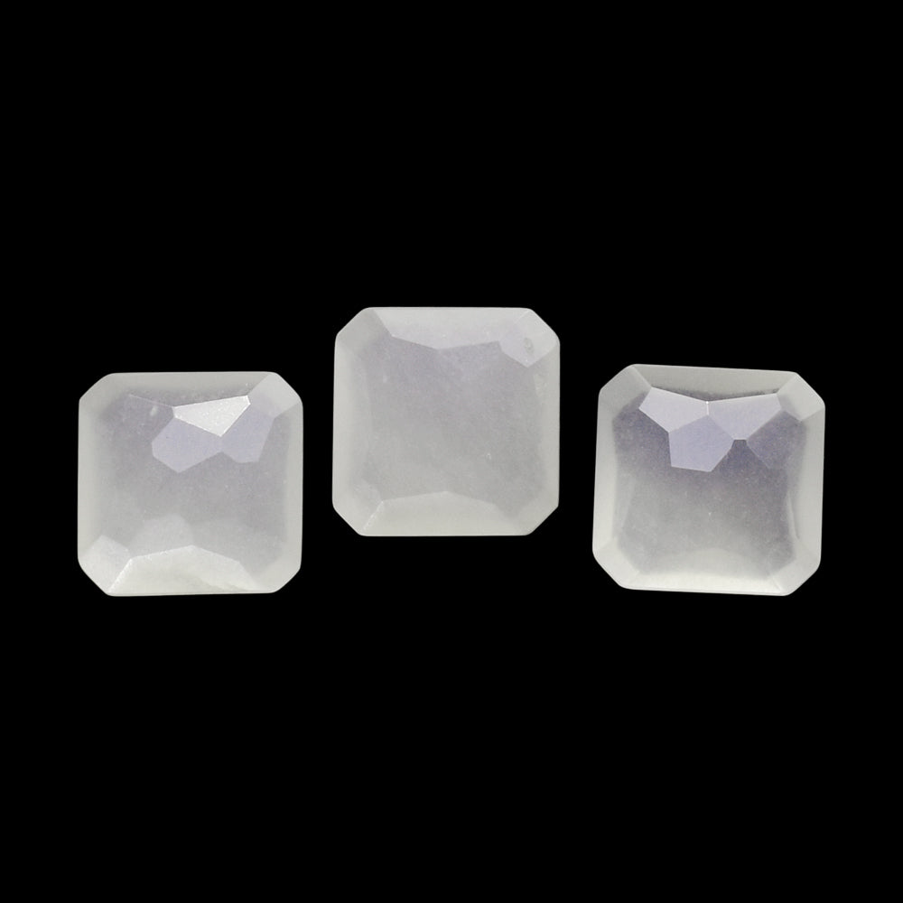 WHITE MOONSTONE (MILKY) IRREGULAR CUT BRIOLETTE OCTAGON 6.50X6.50 M 1.00 Cts.
