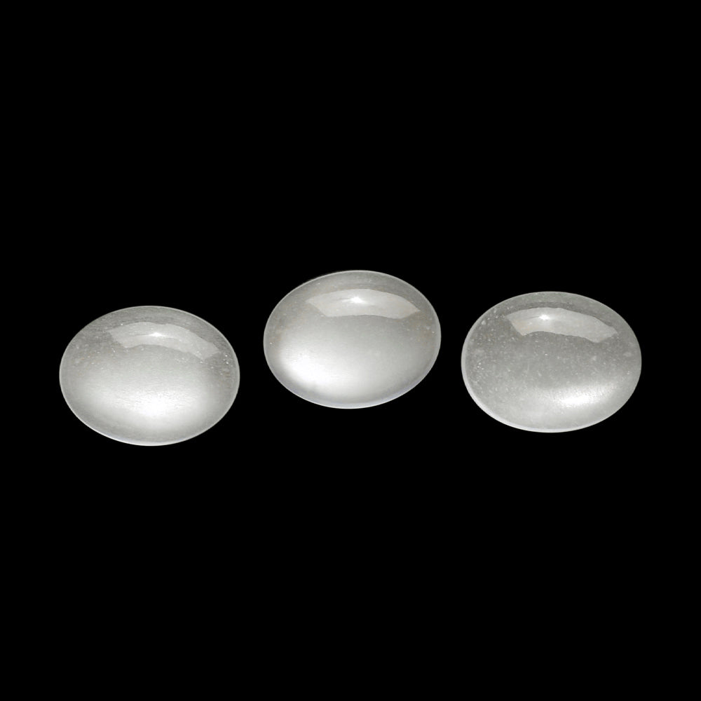 WHITE MOONSTONE (MILKY) PLAIN OVAL CAB 9.00X7.00 MM 1.21 Cts.