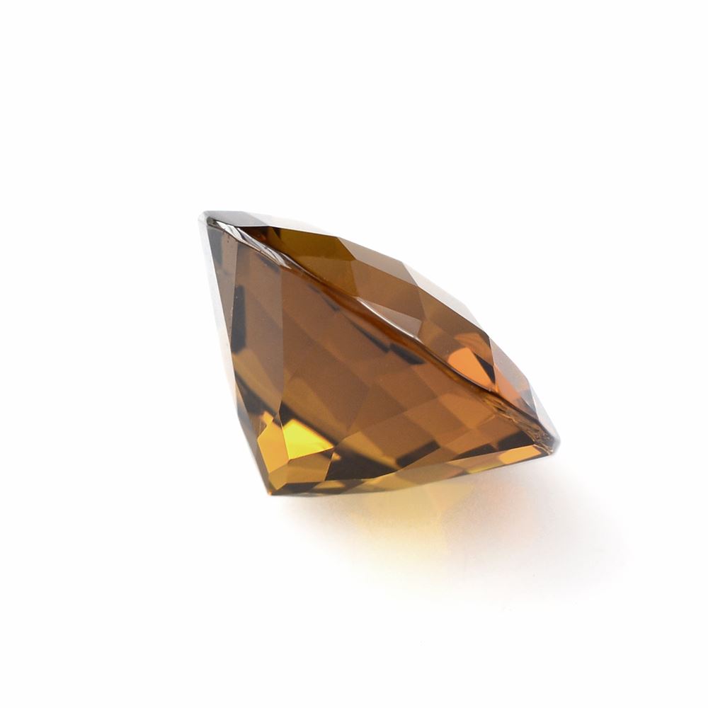 WHISKY QUARTZ CHECKER CUT ROUND 11MM 3.85 Cts.
