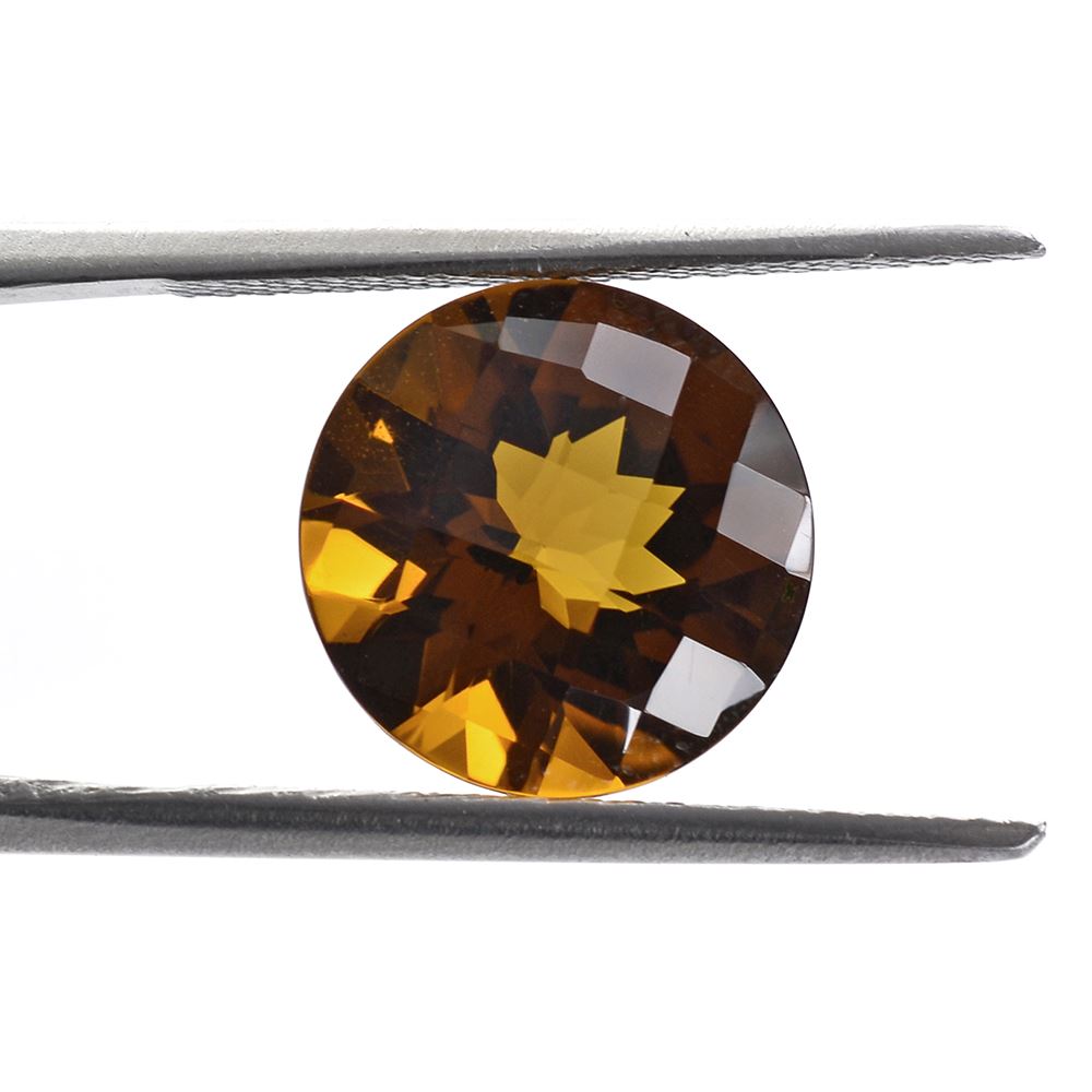 WHISKY QUARTZ CHECKER CUT ROUND 11MM 3.85 Cts.