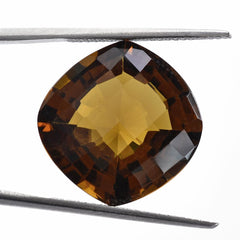 WHISKY QUARTZ ONION CHECKER CUT CUSHION ON TOP STEP CUT BACK 18MM 14.57 Cts.