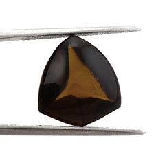 WHISKY QUARTZ BUFFTOP FANCY KITE SHAPE 14X13MM 8.30 Cts.