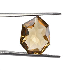 WHISKY QUARTZ FANCY CUT HEXAGON 15X12MM 7.7Cts.