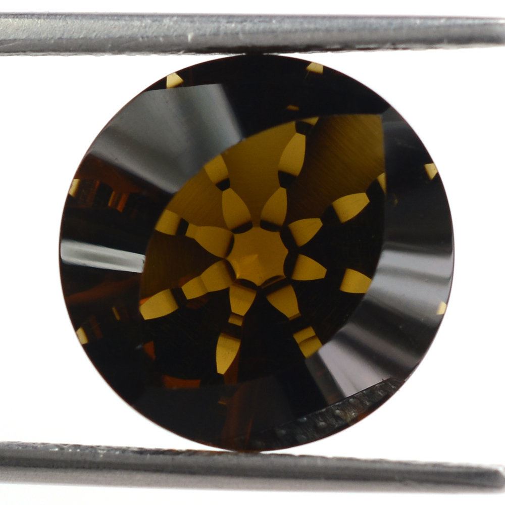 WHISKY QUARTZ EYE CUT ROUND (DES#89) 13MM 6.77 Cts.
