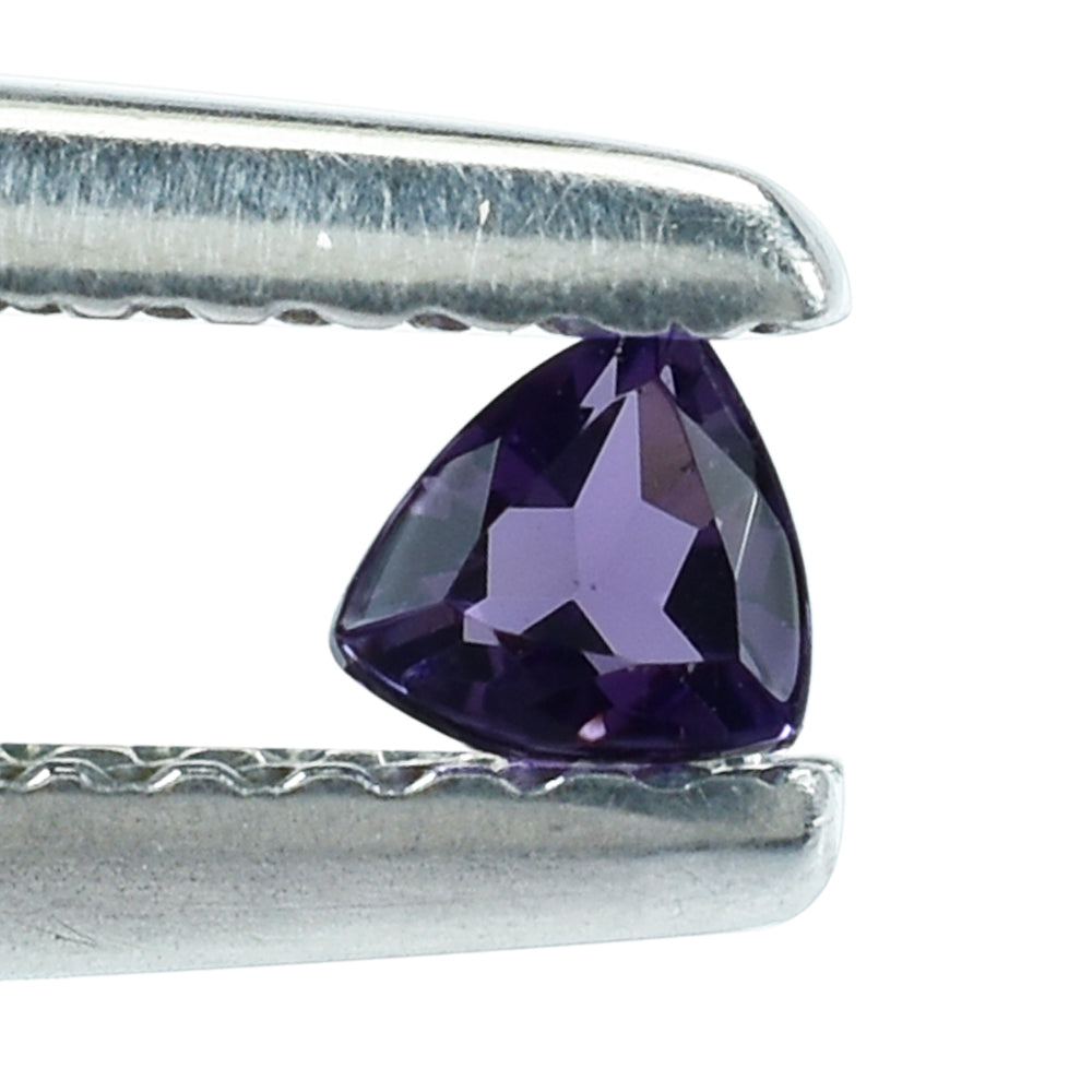 AFRICAN AMETHYST CUT TRILLION (AAA) 3.00X3.00 MM 0.65 Cts.