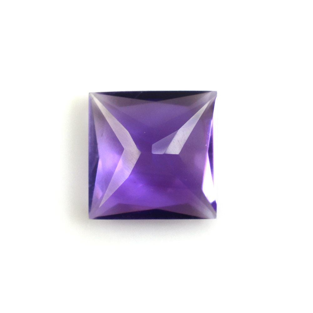 AFRICAN AMETHYST PRINCESS  CUT SQUARE (A) 8MM 2.15 Cts.