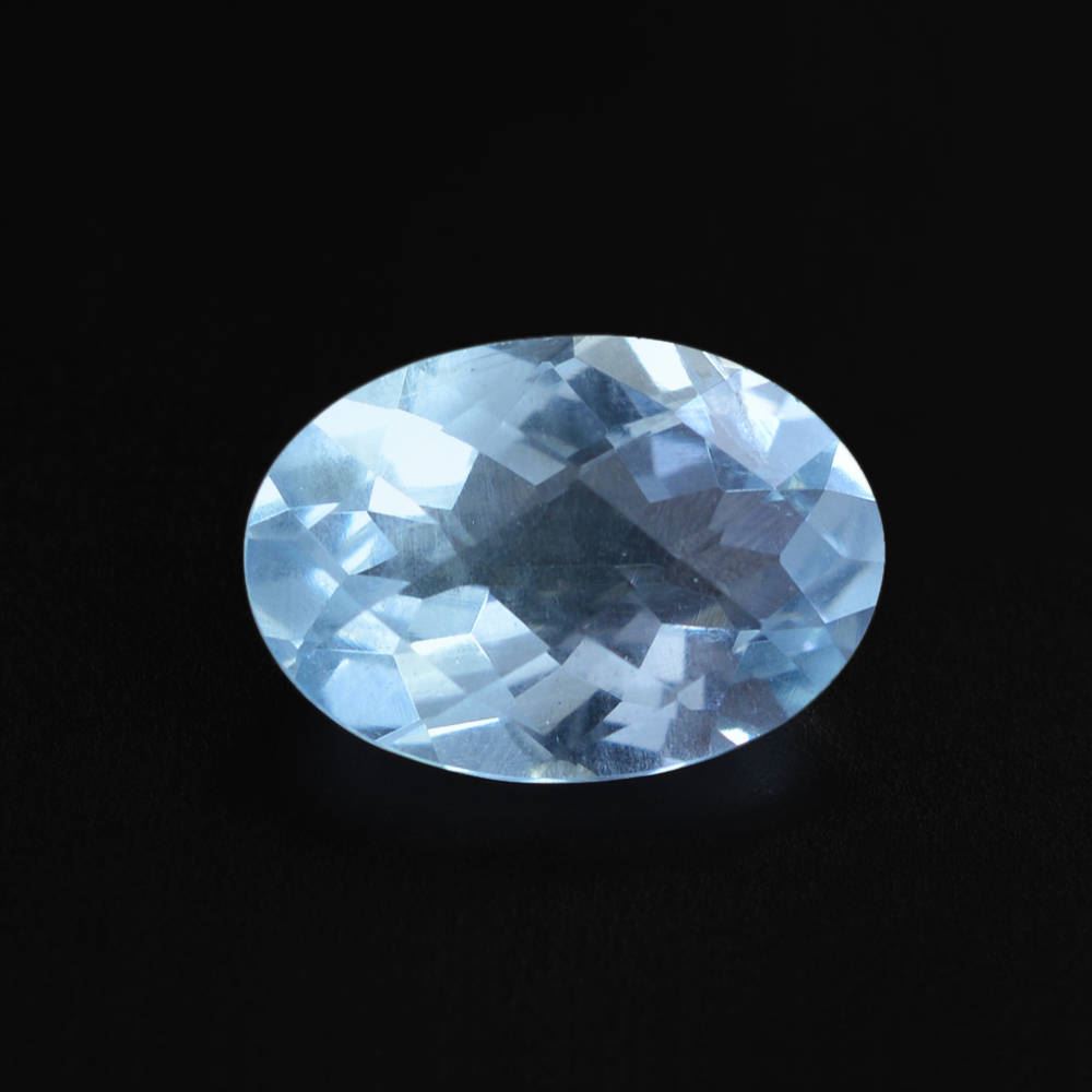 AQUAMARINE CHECKER CUT OVAL (A++) 10X7MM 1.85 Cts.