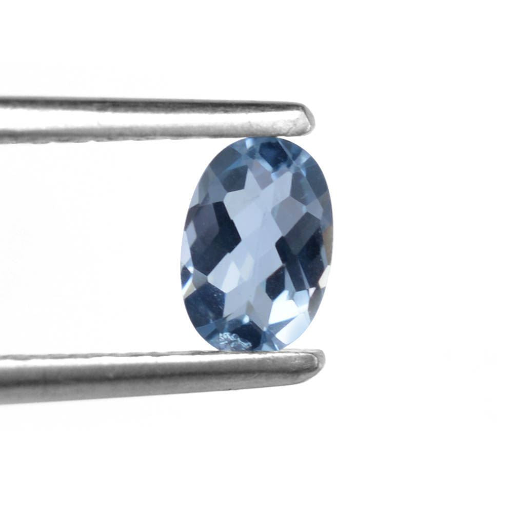 AQUAMARINE CHECKER CUT OVAL (A++/SI) 6X4MM 0.44 Cts.