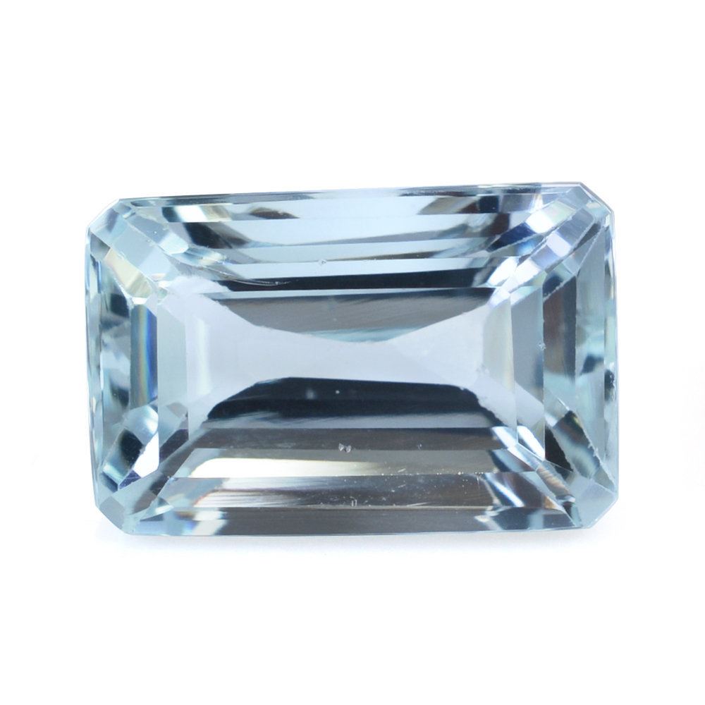 AQUAMARINE STEP CUT OCTAGON (B) 8.50X13MM 5.20 Cts.