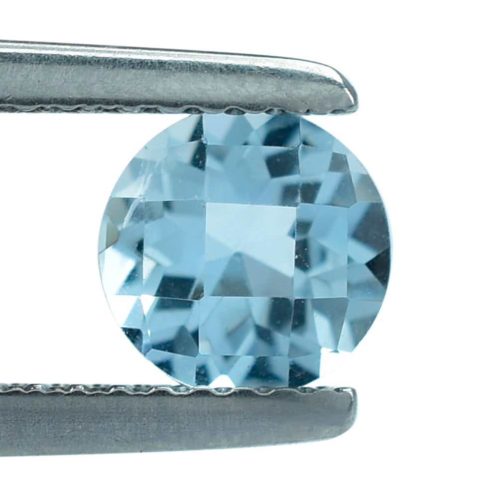 AQUAMARINE CHECKER CUT ROUND (A++) (SI) 6MM 0.73 Cts.