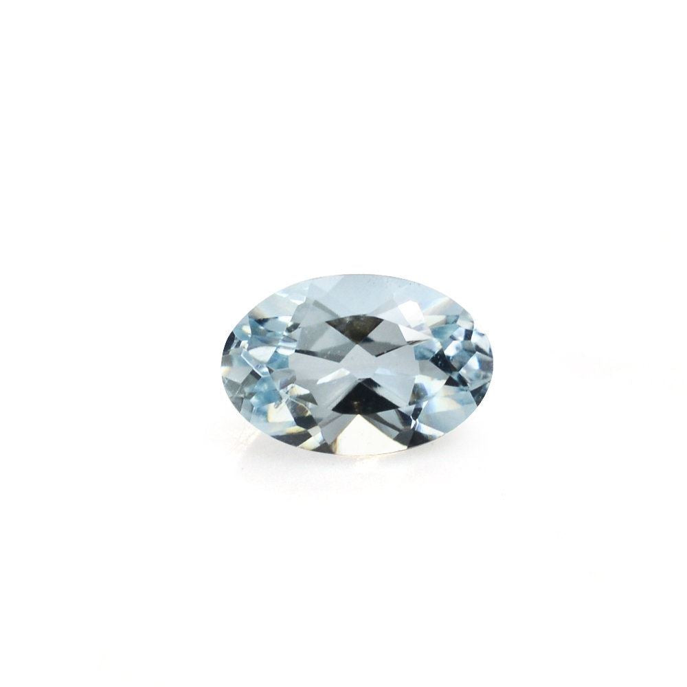 AQUAMARINE CUT OVAL (A+) 6X4MM 0.40 Cts.