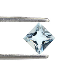 AQUAMARINE PRINCESS CUT SQUARE (A+/SI) 5MM 0.49 Cts.