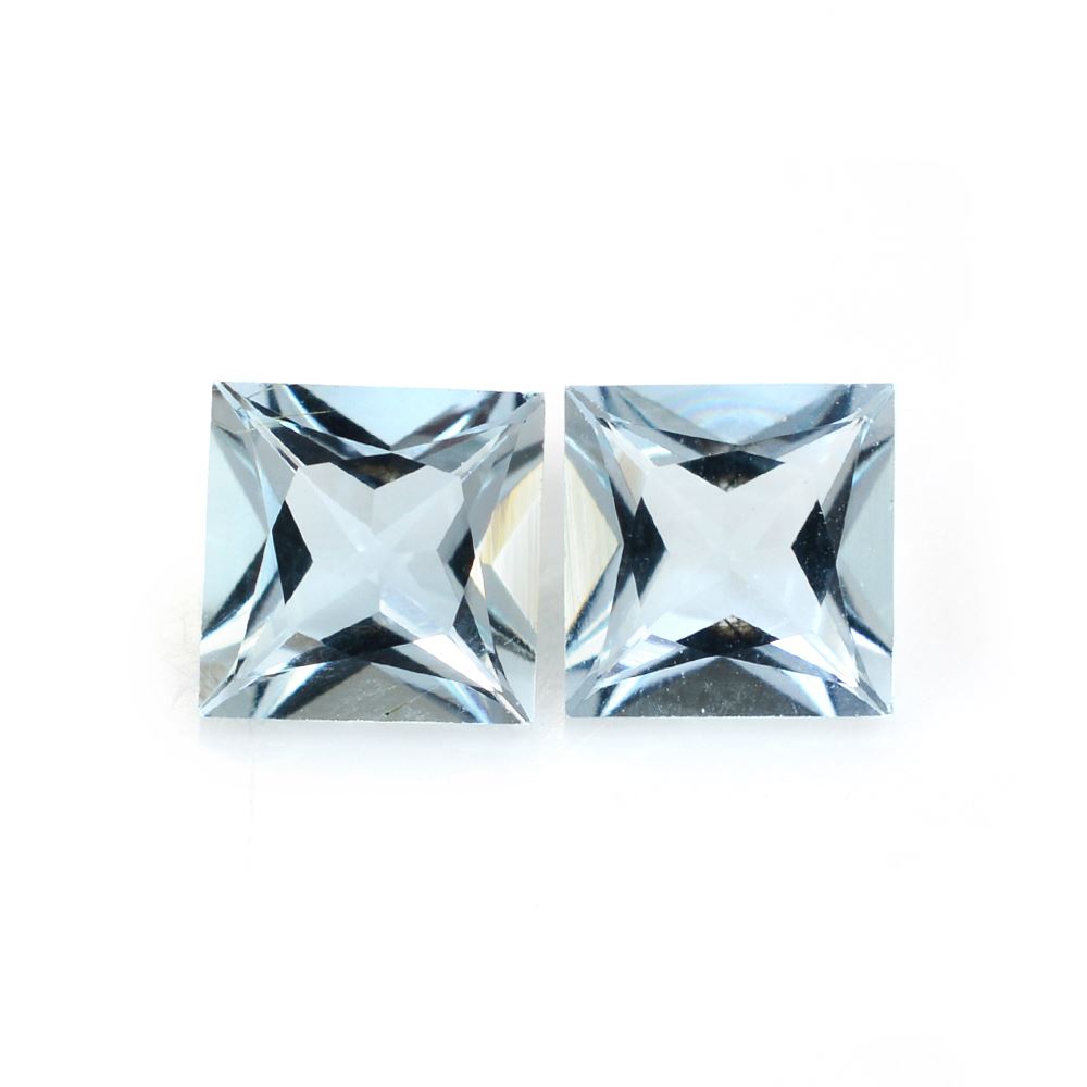 AQUAMARINE PRINCESS CUT SQUARE (A+/SI) 5MM 0.49 Cts.