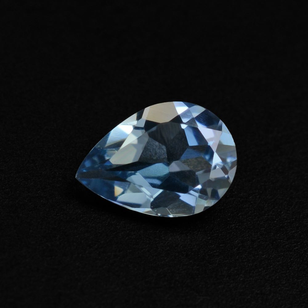 AQUAMARINE CUT PEAR (A++++) 7X5MM 0.46 Cts.