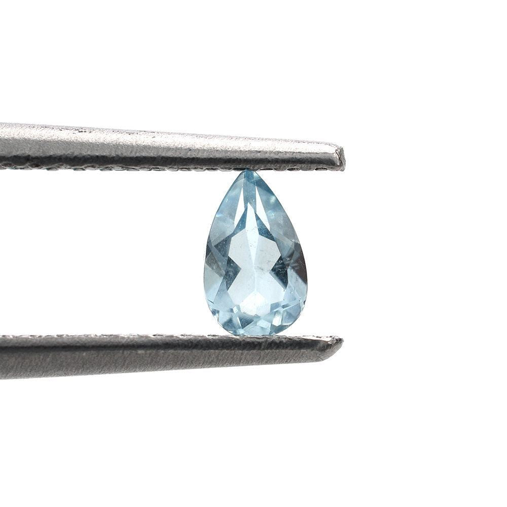 AQUAMARINE CUT PEAR (A+++/SI) 5X3MM 0.20 Cts.