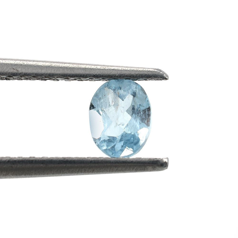 AQUAMARINE CUT OVAL (A+++/HI) (VERY MILKY) 5X4MM 0.36 Cts.