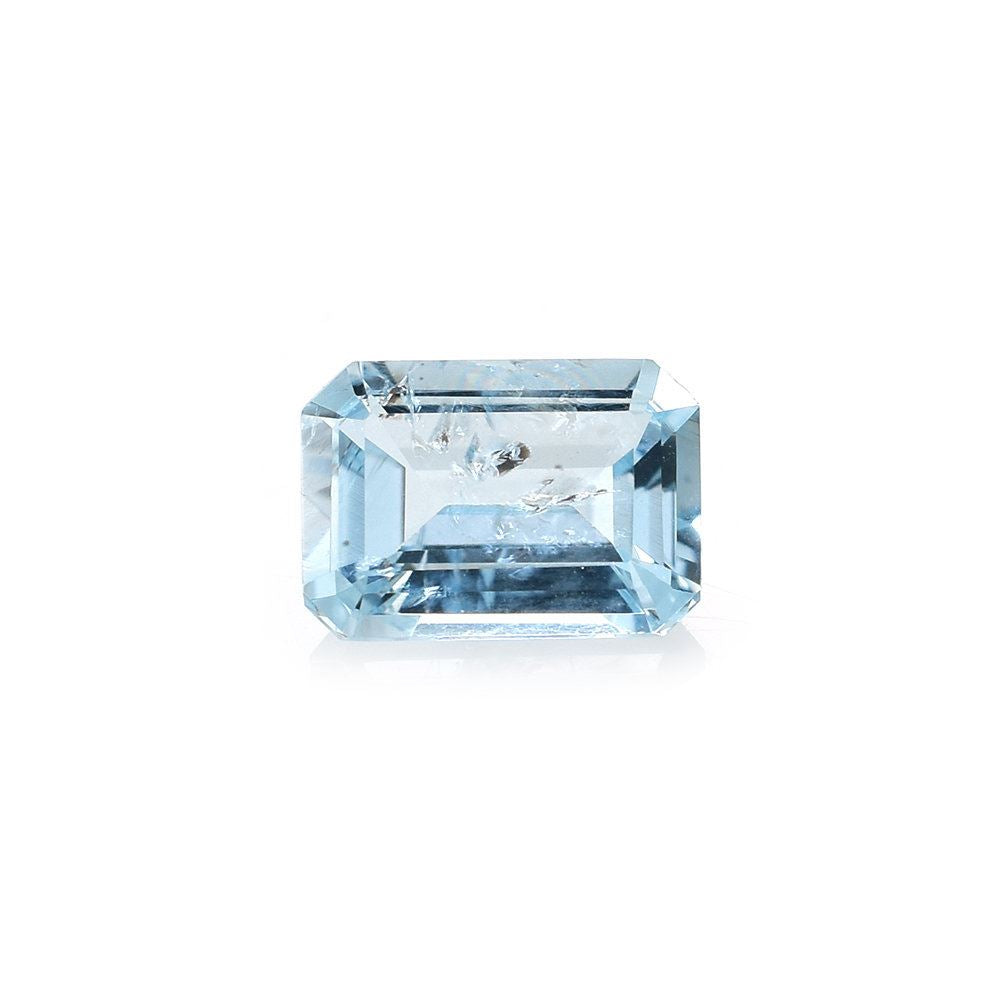 AQUAMARINE STEP CUT OCTAGON (A/HI) 7X5MM 0.90 Cts.