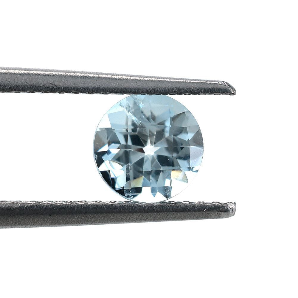 AQUAMARINE CHECKER CUT ROUND (A/HI) 6.00MM 0.77 Cts.