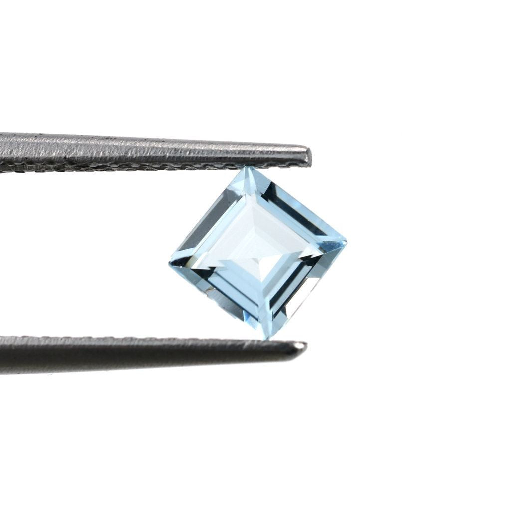 AQUAMARINE STEP CUT SQUARE (A/CLEAN) 5X5MM 0.51 Cts.
