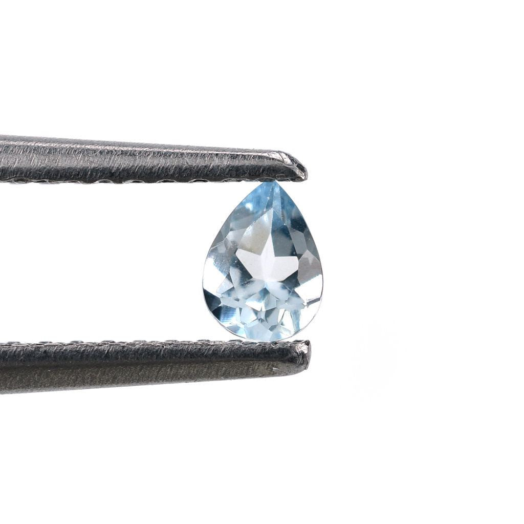 AQUAMARINE CUT PEAR (A/CLEAN) 4X3MM 0.13 Cts.