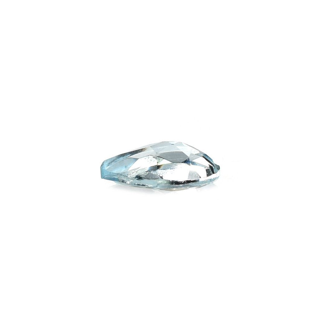 AQUAMARINE CUT PEAR (A/CLEAN-WINDOW) 6X4MM 0.38 Cts.