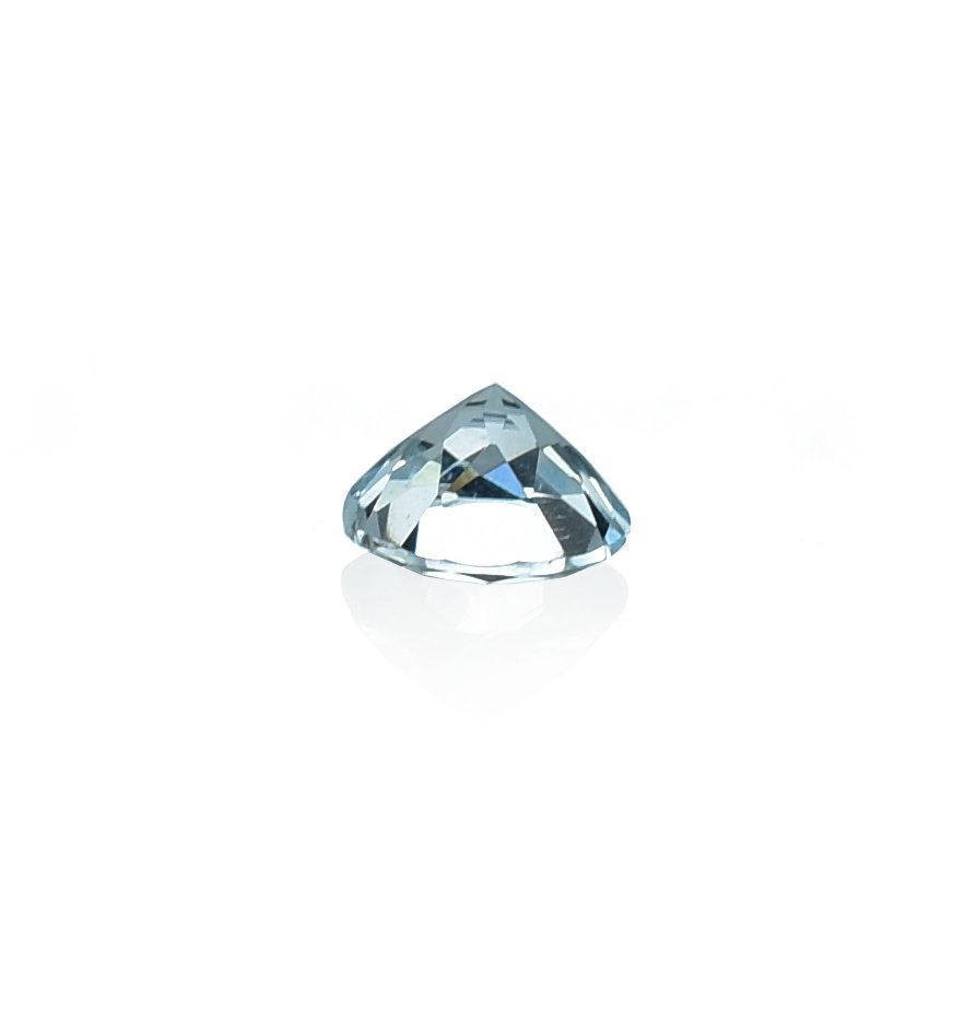 AQUAMARINE CUT ROUND (A+/CLEAN) 4.00MM 0.20 Cts.