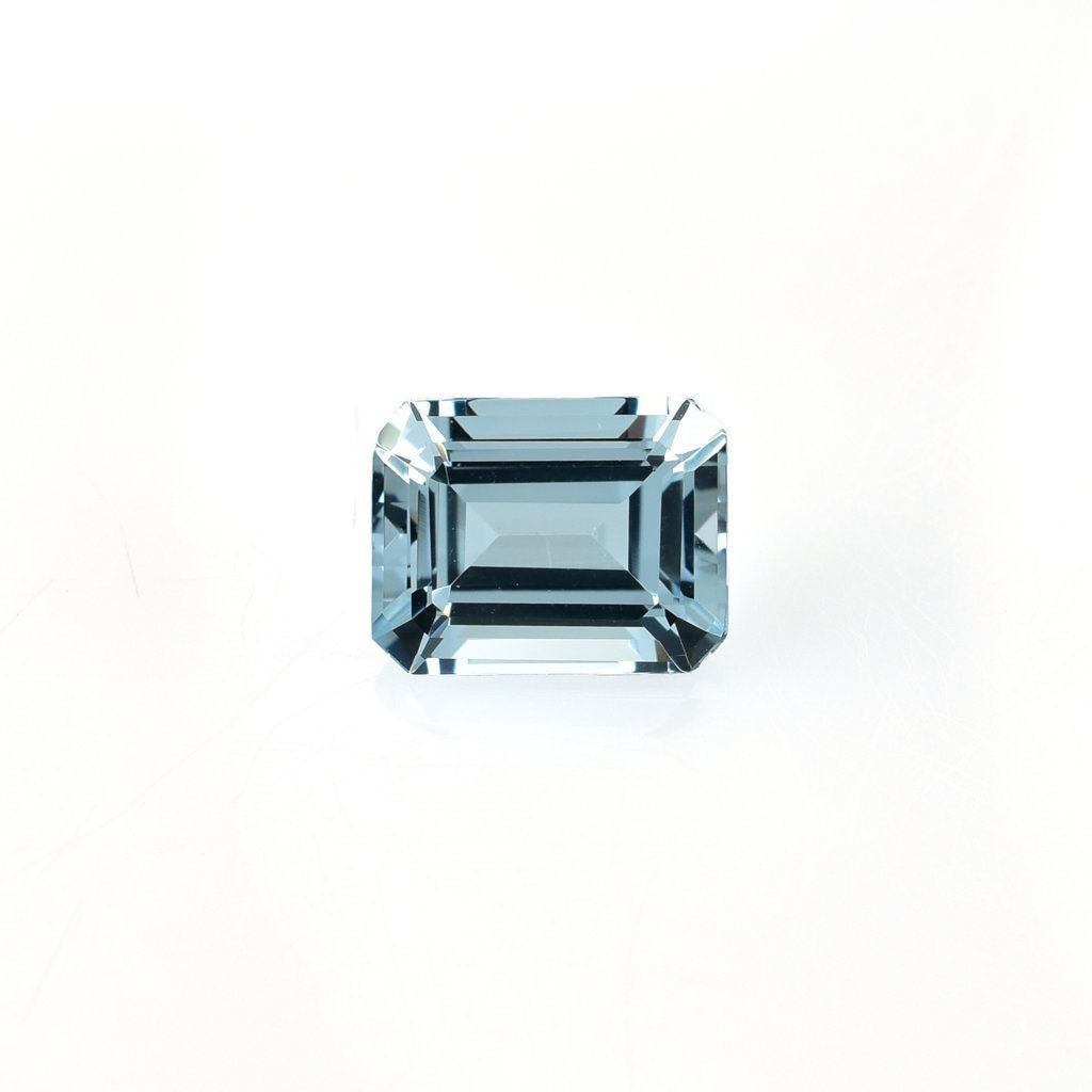 AQUAMARINE STEP CUT OCTAGON (A+/CLEAN) 9X7MM 2.07 Cts.