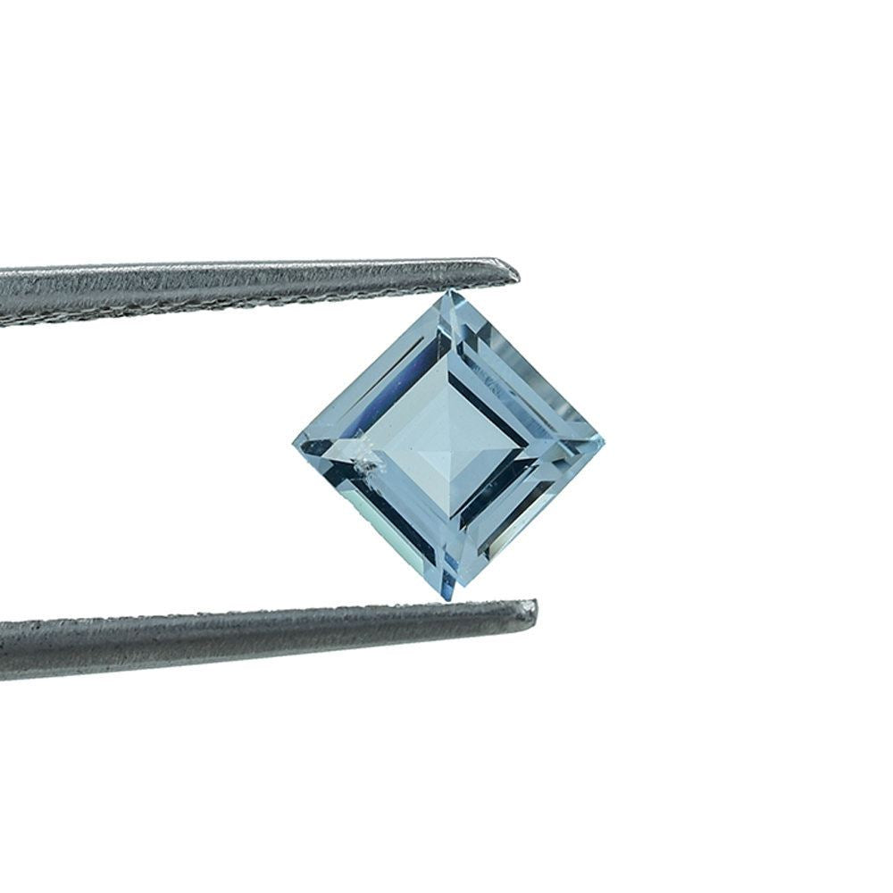 AQUAMARINE CUT SQUARE (A+/SI) 6.00X6.00MM 1.29 Cts.