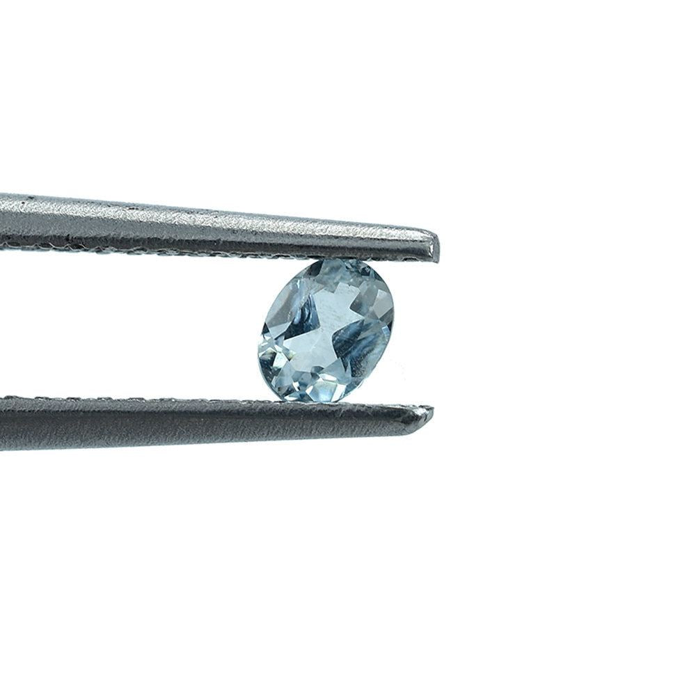 AQUAMARINE CUT OVAL (A+/HI) 4.00X3.00MM 1.42 Cts.