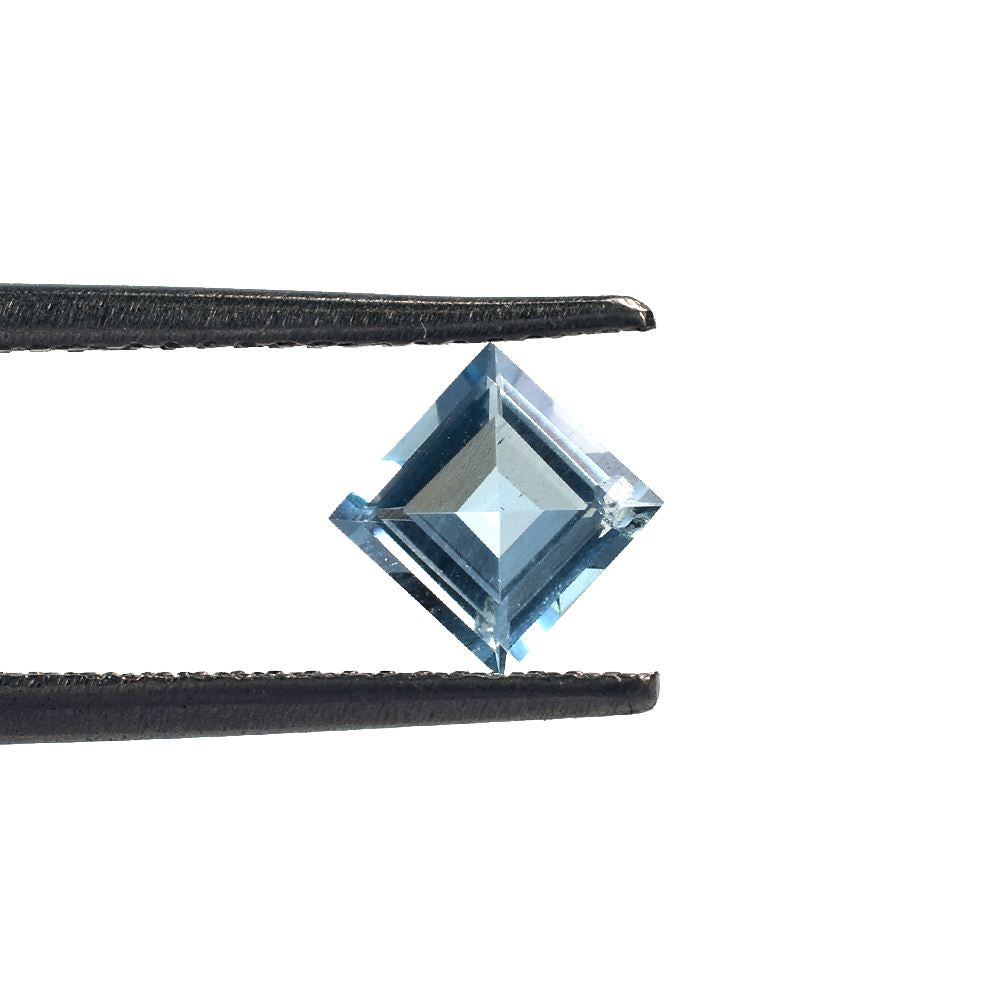 AQUAMARINE STEP CUT SQUARE (A+/SI) 5.00X5.00 MM 0.55 Cts.