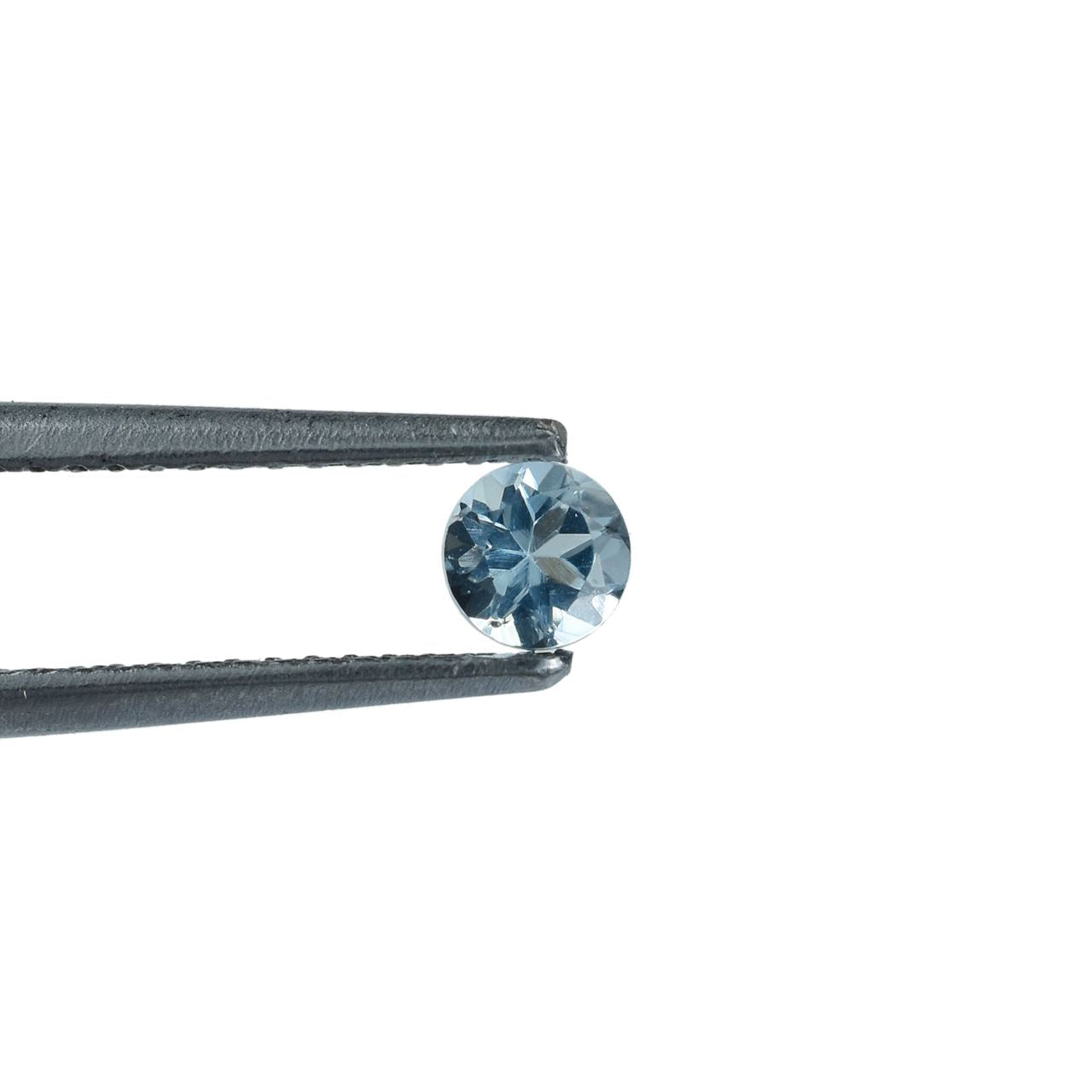 AQUAMARINE CUT ROUND (A++)(CLEAN) 3.75 MM 0.22 Cts.