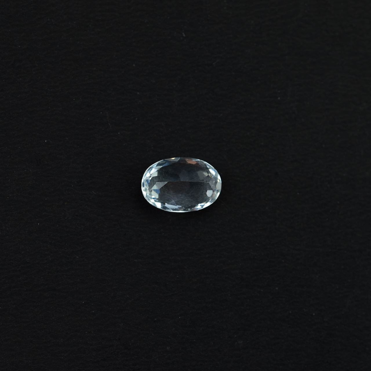 AQUAMARINE CUT OVAL (C/CLEAN) 9.00X6.00 MM 1.43 Cts.