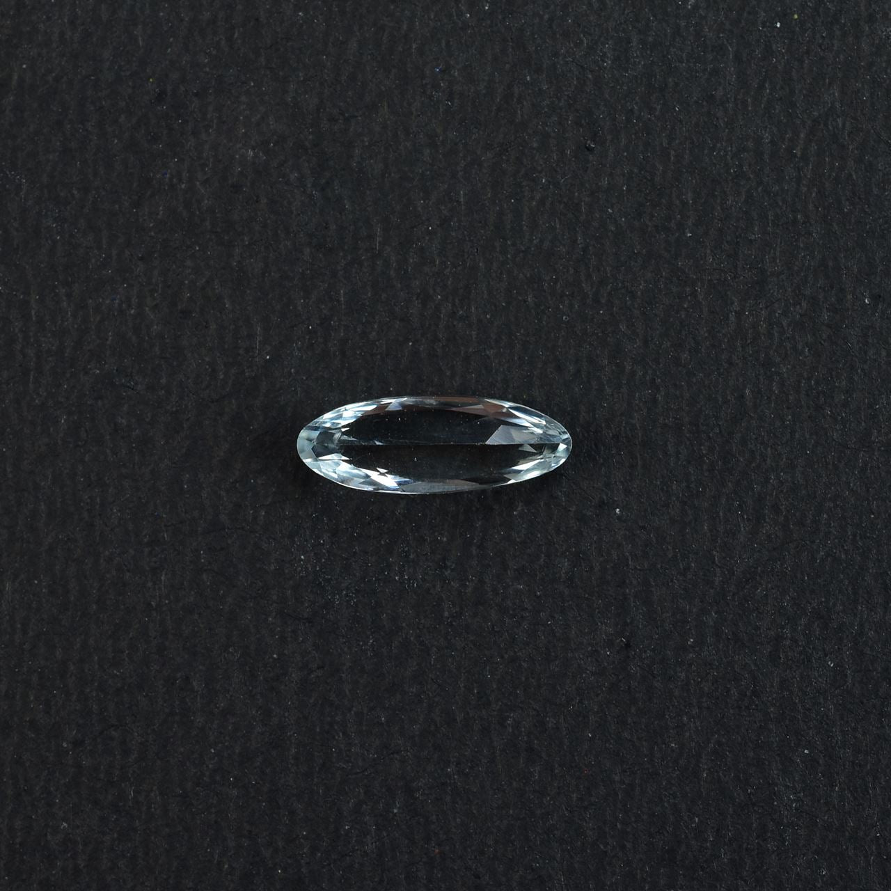AQUAMARINE CUT OVAL (C/CLEAN) 9.50X3.50 MM 0.70 Cts.