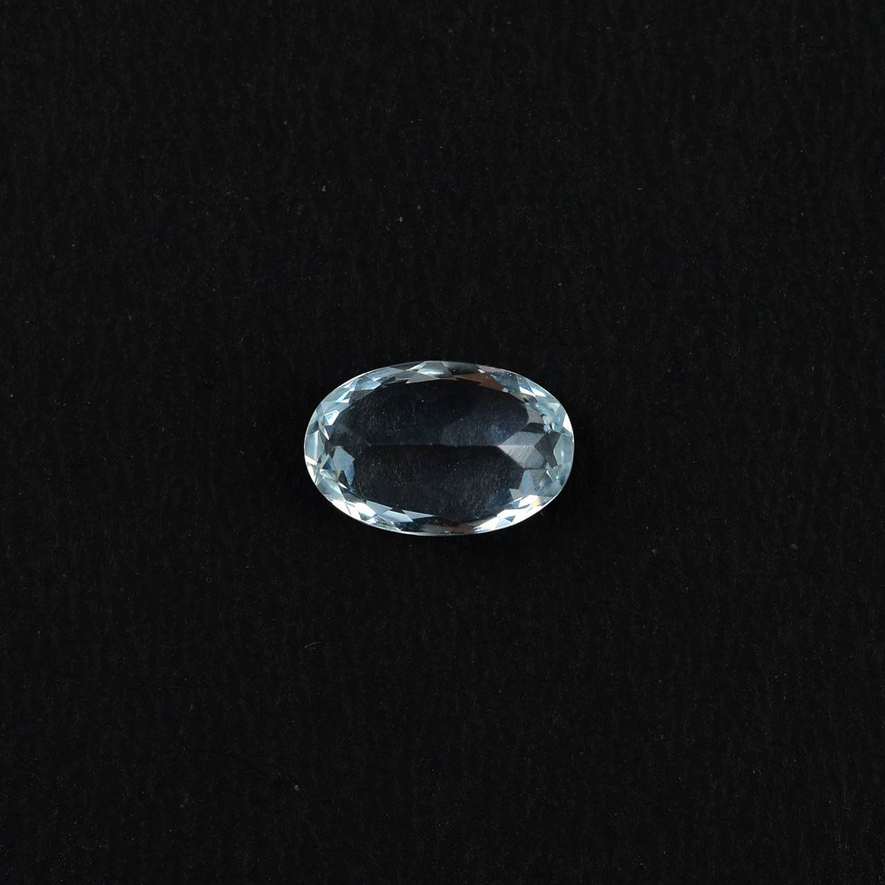AQUAMARINE CUT OVAL (A)(CLEAN) 8.00X5.00 MM 1.08 Cts.