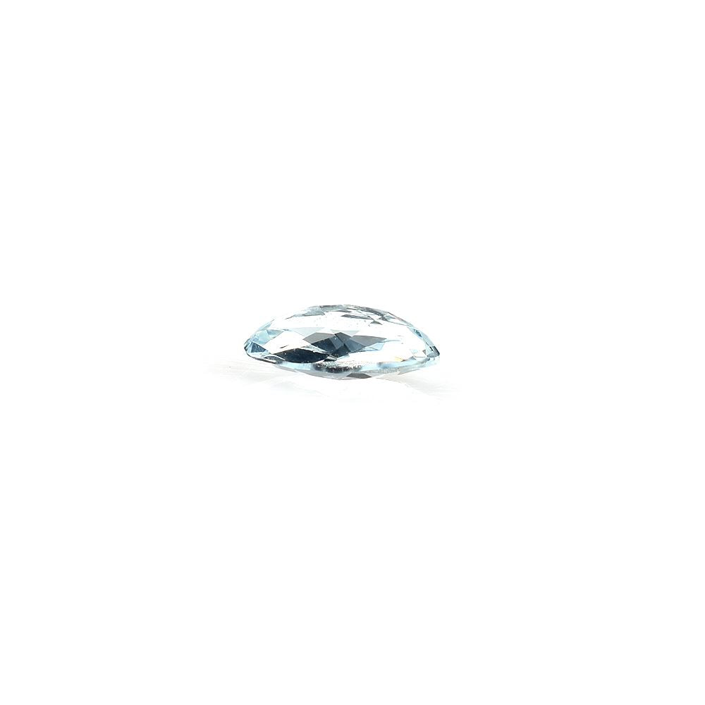 AQUAMARINE CHECKER CUT OVAL (C/CLEAN) 8.00X4.00 MM 0.70 Cts.