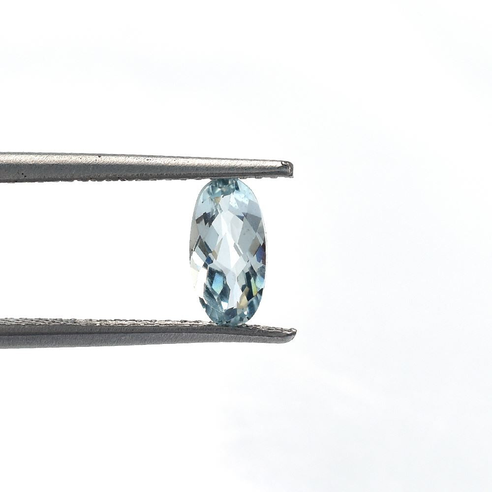 AQUAMARINE CHECKER CUT OVAL (C/CLEAN) 8.00X4.00 MM 0.70 Cts.