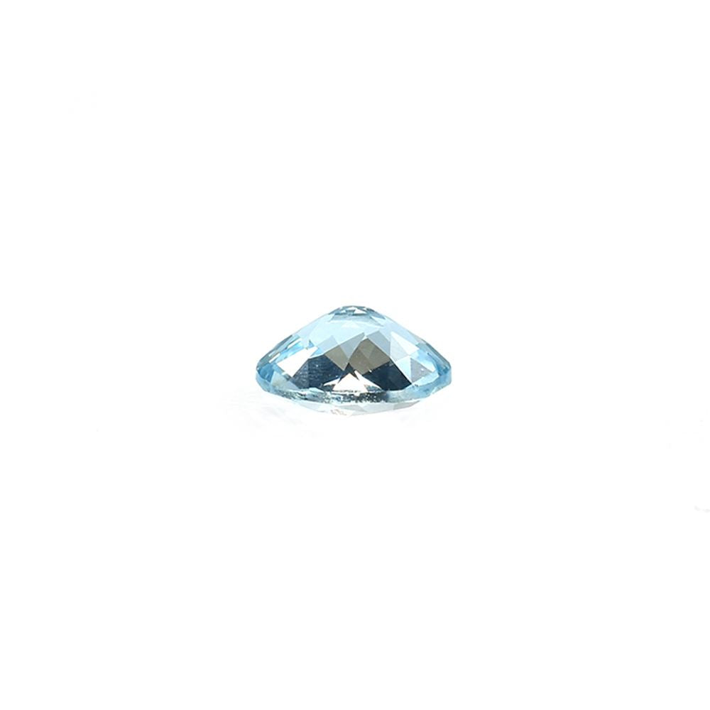 AQUAMARINE CHECKER CUT OVAL (A++)(CLEAN) 6.00X7.00 MM 1.07 Cts.