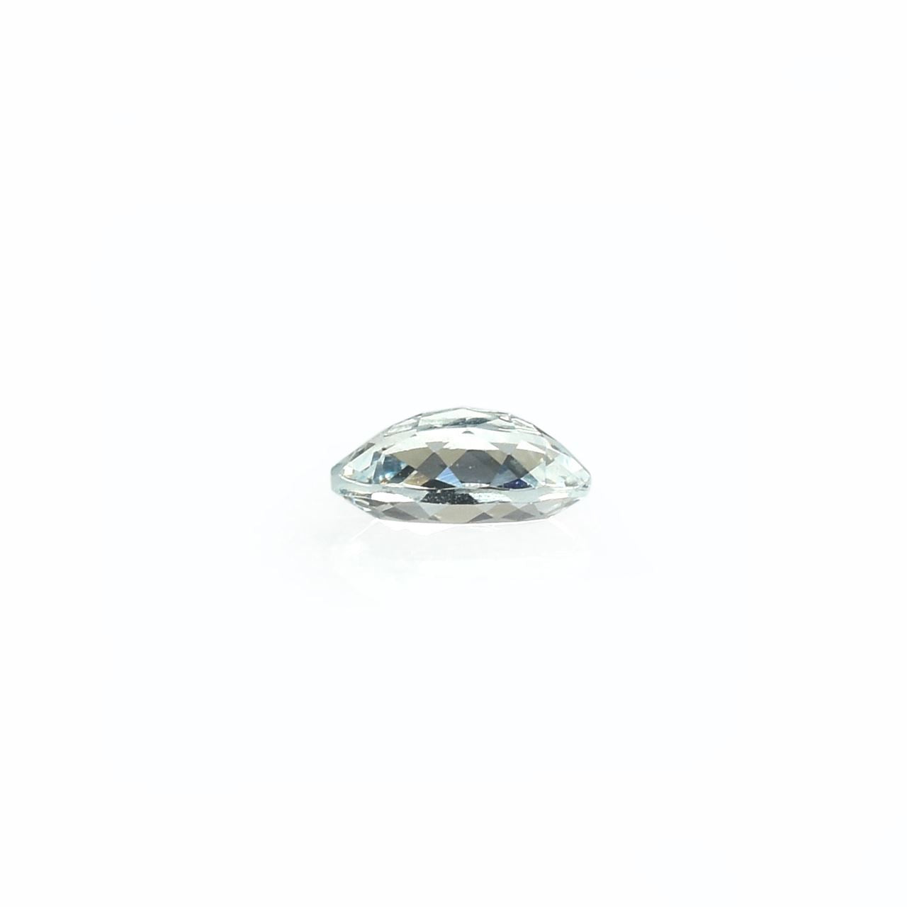 AQUAMARINE CUT OVAL (B)(CLEAN) 7.00X4.00 MM 0.58 Cts.