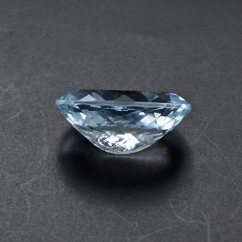 AQUAMARINE CUT OVAL (A+/SI) 14X10MM 5.00 Cts.