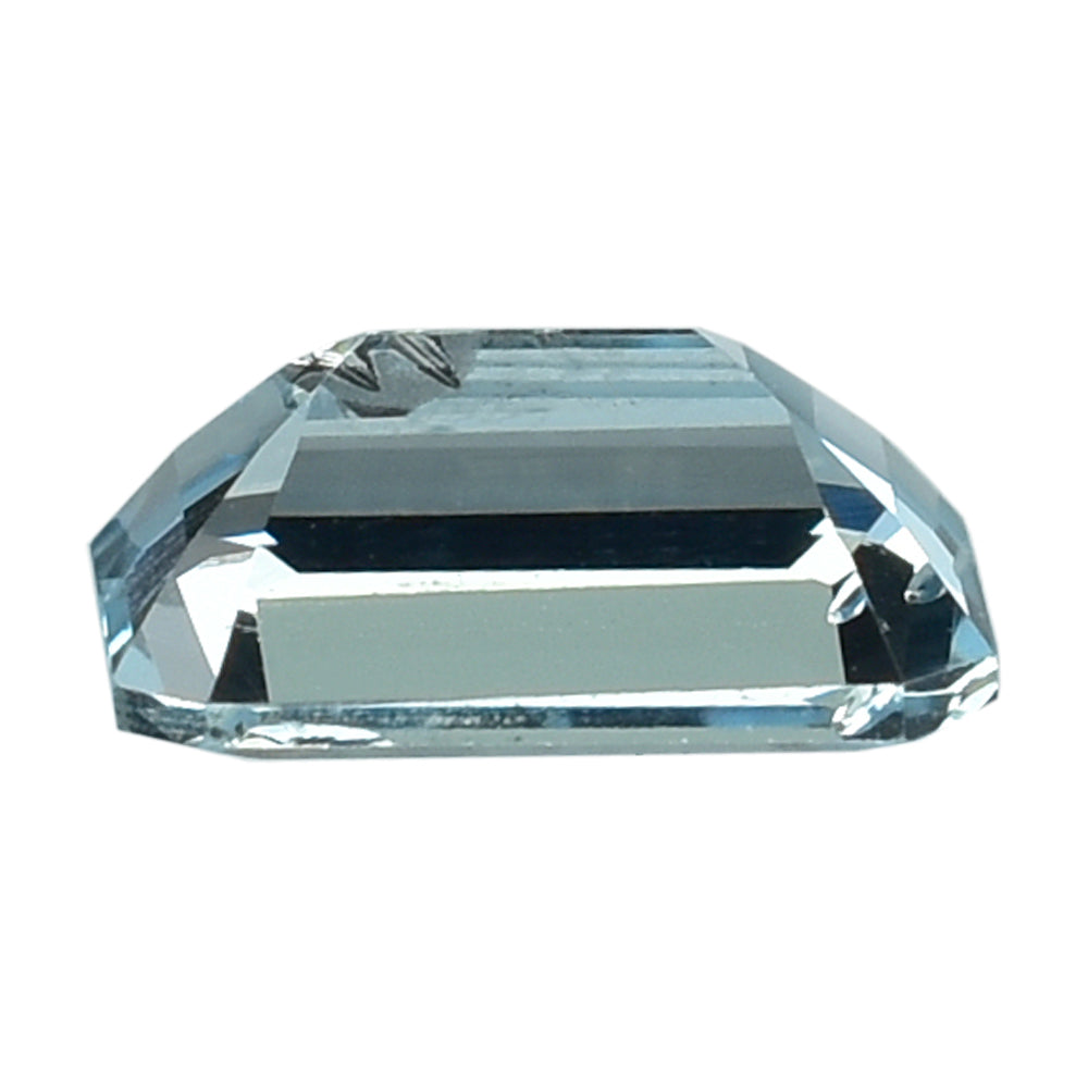 AQUAMARINE CUT OCTAGON (A++/SI) 7X5MM 0.95 Cts.