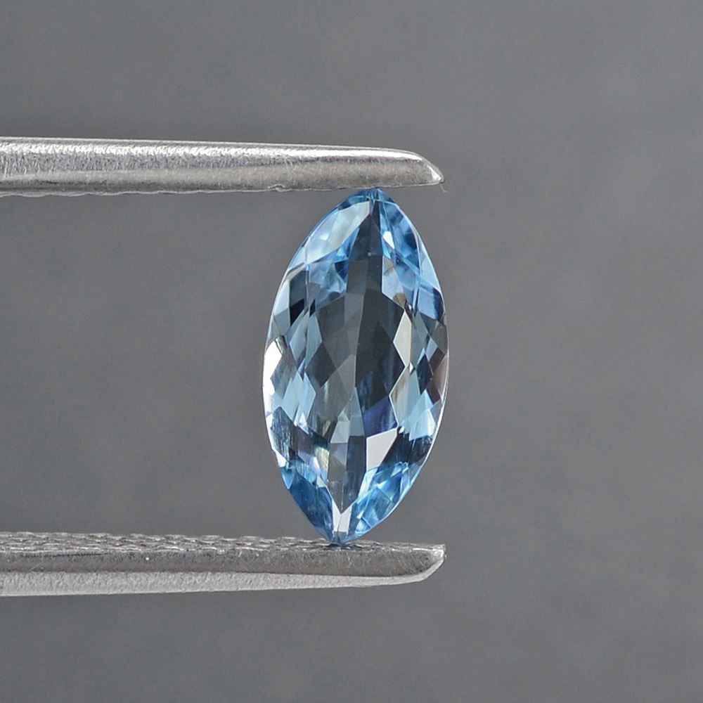 AQUAMARINE CUT MARQUISE 8X4MM 0.48 Cts.