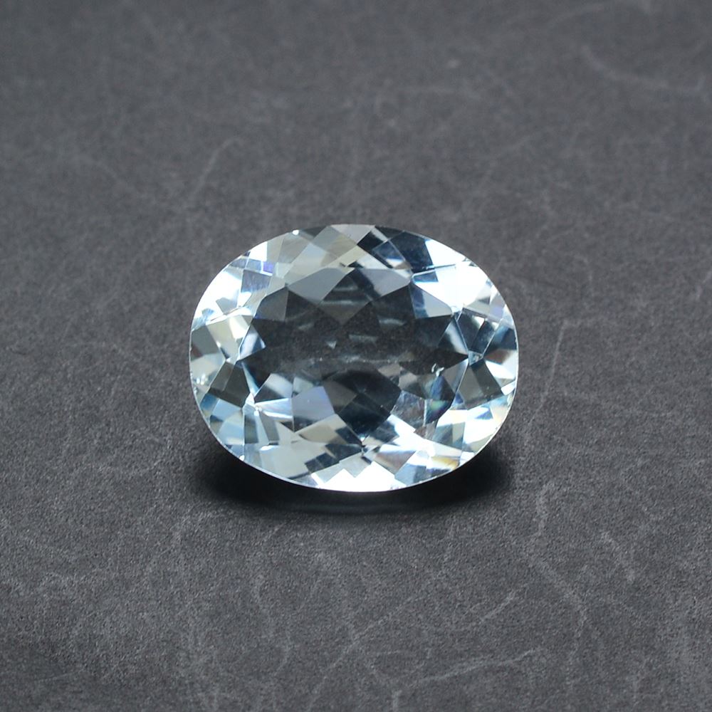 AQUAMARINE CUT OVAL 11X9MM 3.13 Cts.