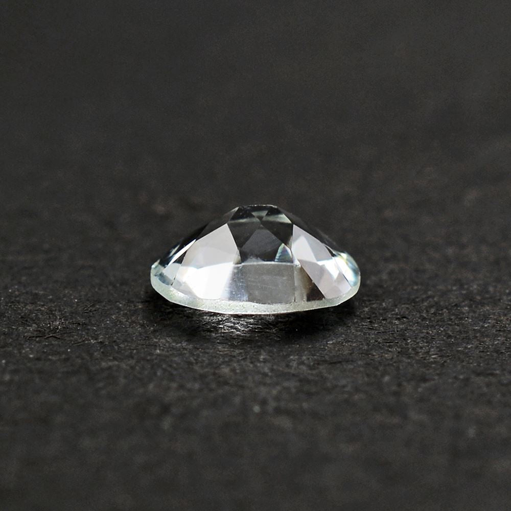 AQUAMARINE CUT OVAL (C) 5X4MM 0.20 Cts.