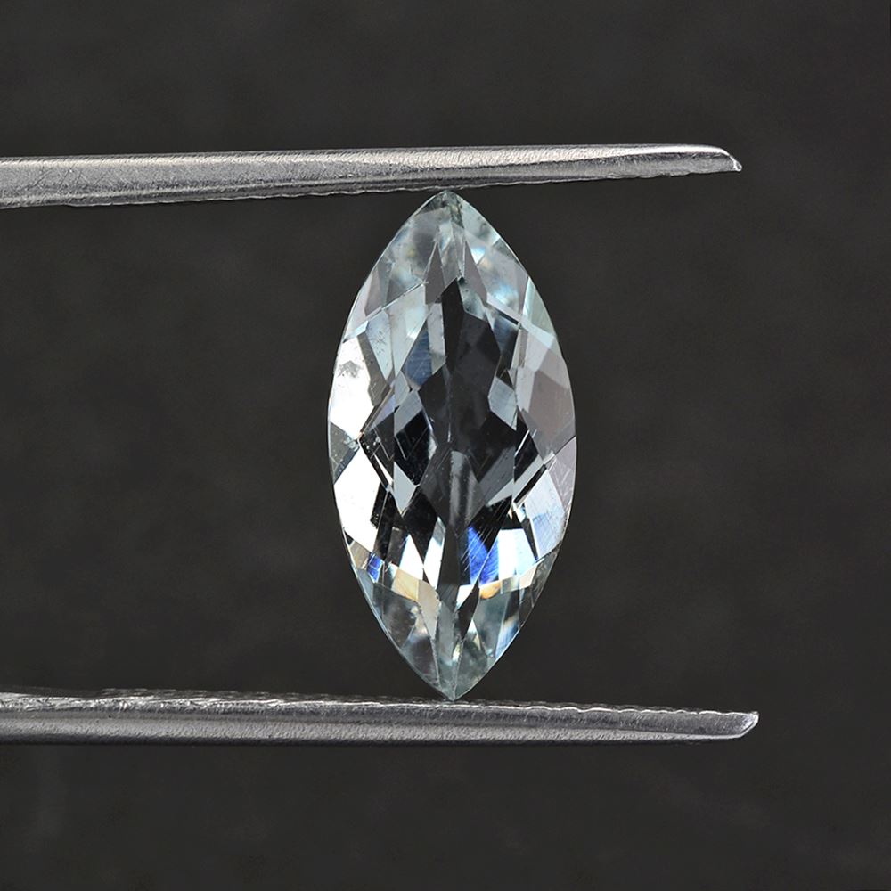 AQUAMARINE CUT MARQUISE (C/PK) 14X7MM 2.22 Cts.