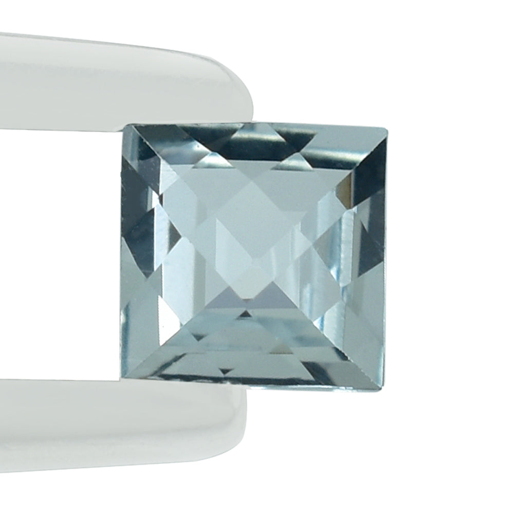 AQUAMARINE CHECKER CUT SQUARE 4MM 0.32 Cts.