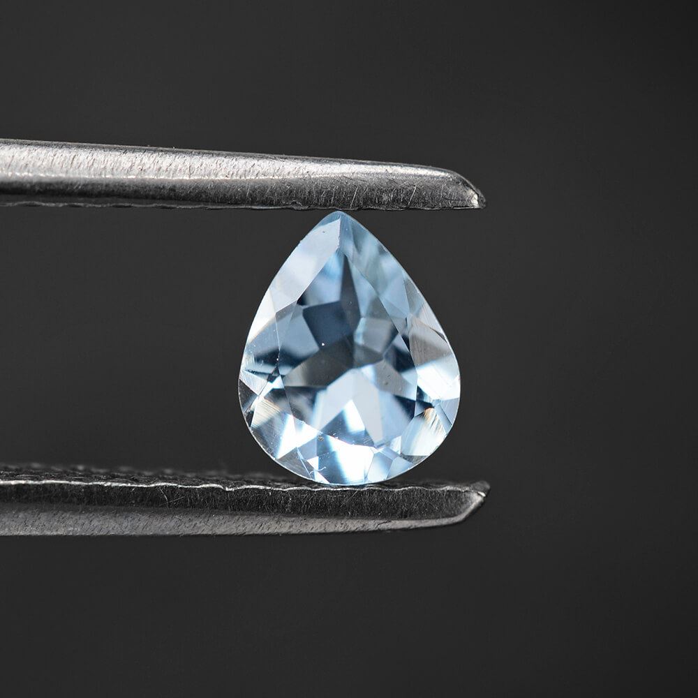 AQUAMARINE CUT PEAR (A++) 5X4MM 0.27 Cts.