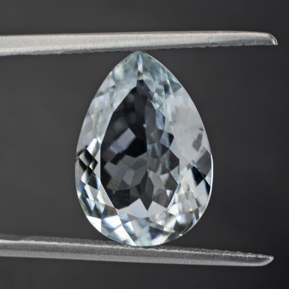 AQUAMARINE CUT PEAR (B) 14X10MM 4.21 Cts.