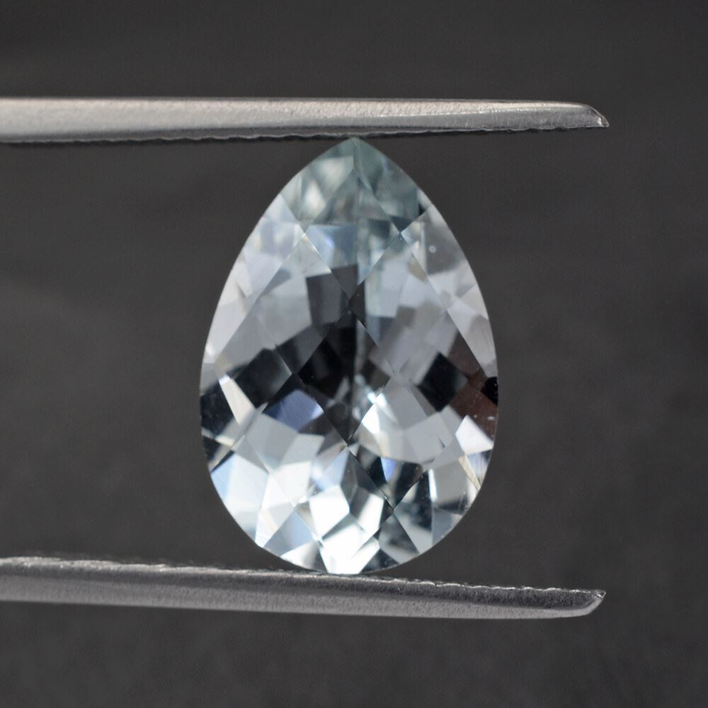 AQUAMARINE CHECKER CUT PEAR (B/PK) 13X9MM 3.55 Cts.