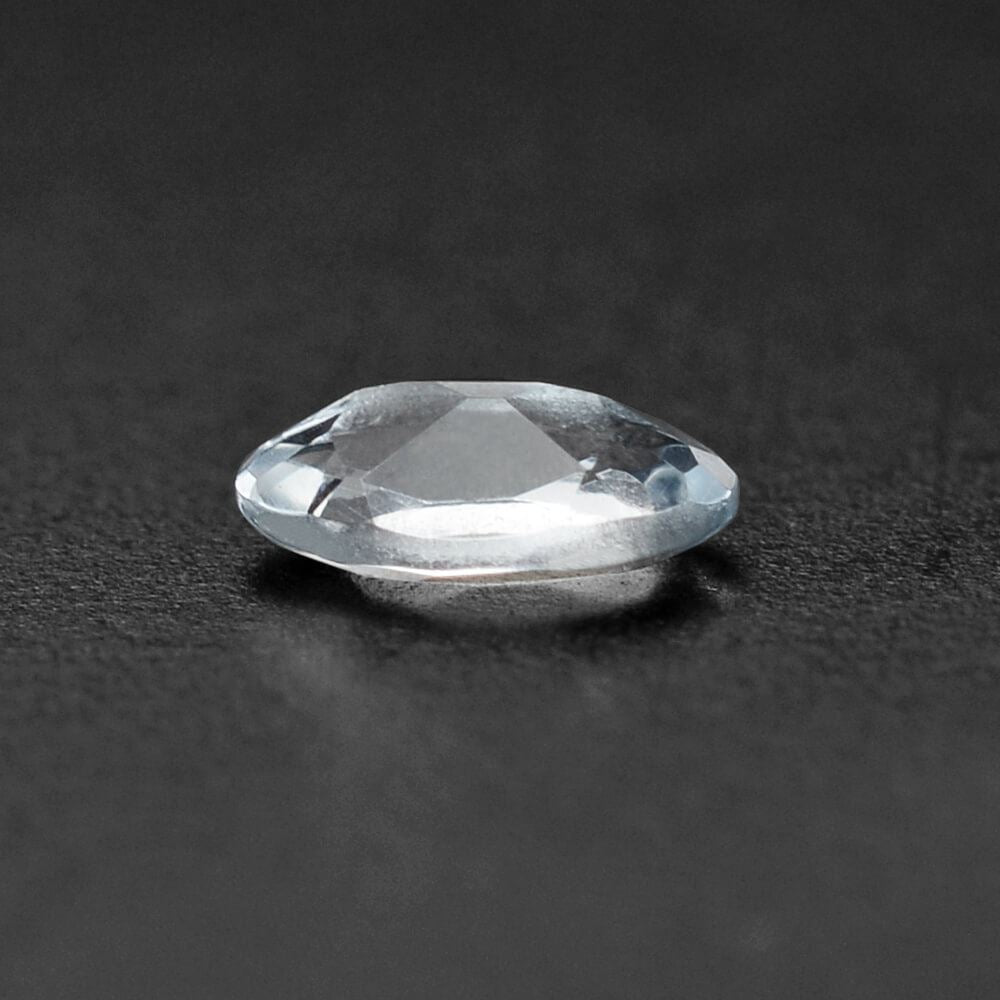 AQUAMARINE CUT OVAL (A+) 4X2MM 0.09 Cts.