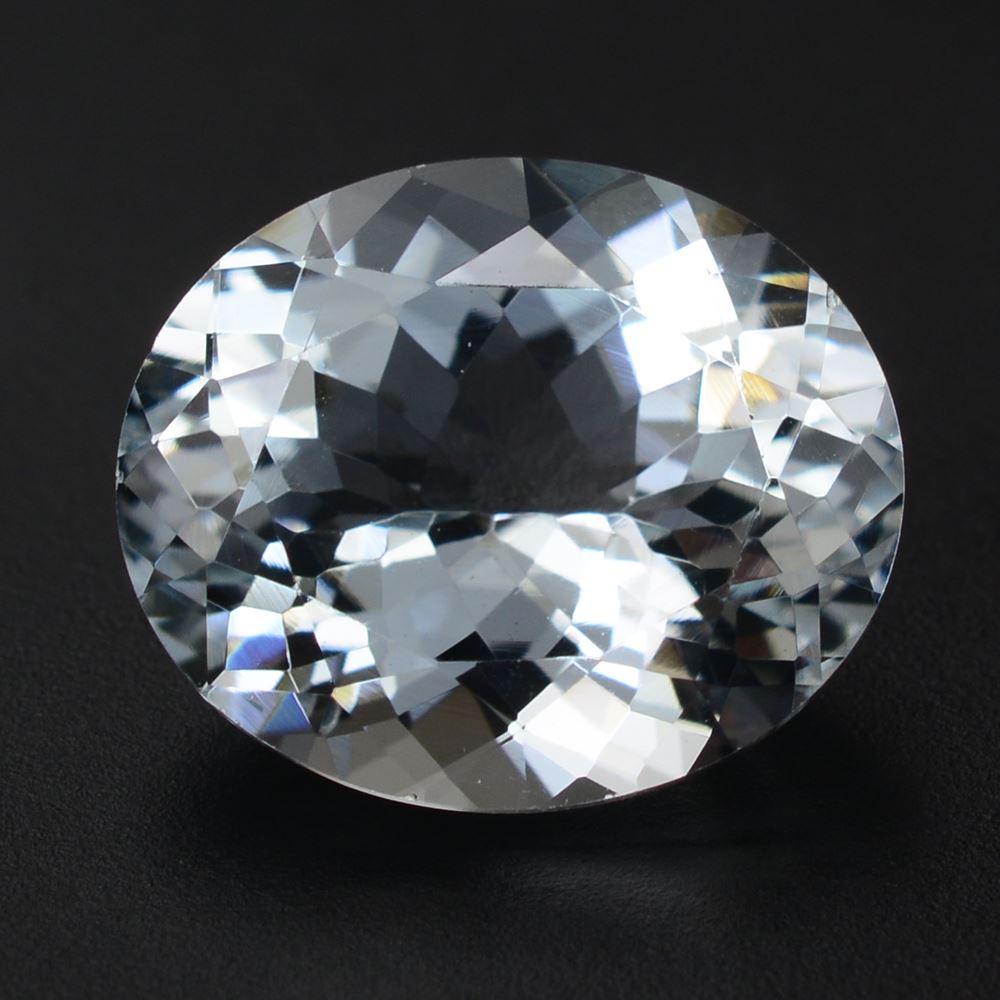 AQUAMARINE CUT OVAL (A+) 12X10MM 4.45 Cts.